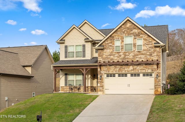 1230 Peake Lane, Knoxville, TN 37922