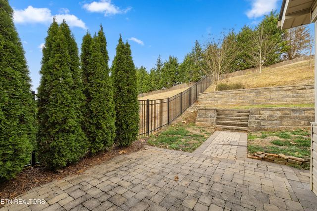 1230 Peake Lane, Knoxville, TN 37922