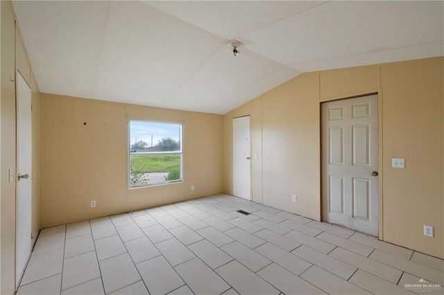 11120 N Mile 21 N, Edcouch, TX 78538