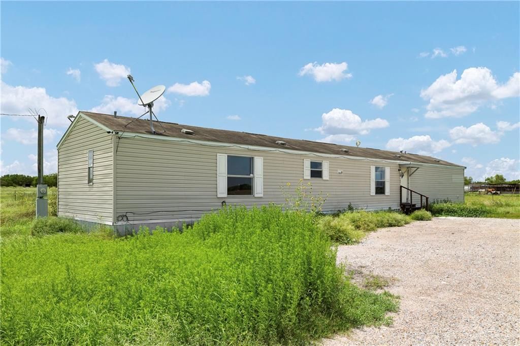 11120 N Mile 21 N, Edcouch, TX 78538
