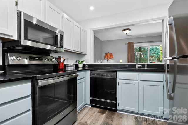 9232 Kings Canyon Drive, Charlotte, NC 28210