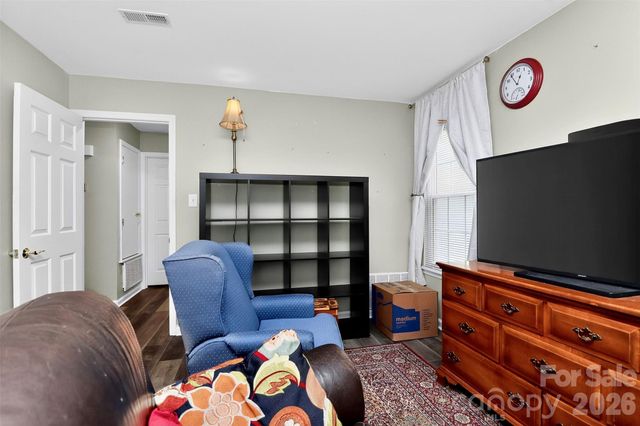 9232 Kings Canyon Drive, Charlotte, NC 28210