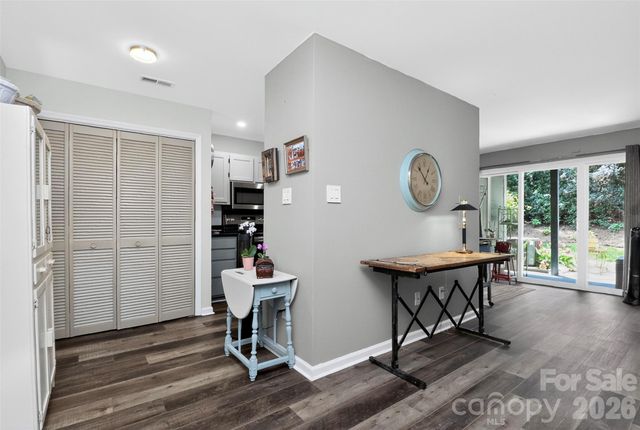 9232 Kings Canyon Drive, Charlotte, NC 28210