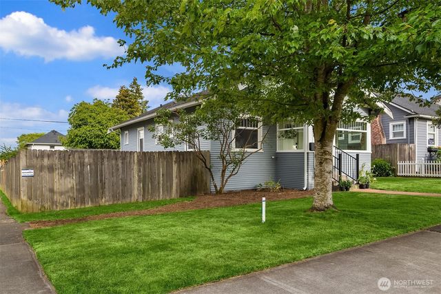 2001 Rainier Avenue, Everett, WA 98201
