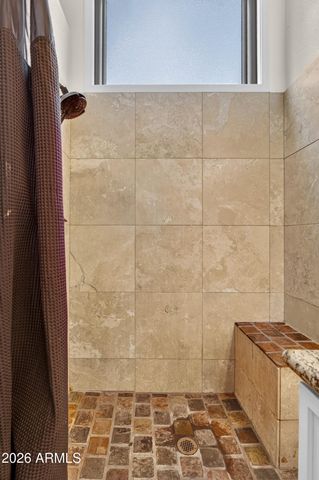 533 N JOSHUA TREE Lane, Gilbert, AZ 85234