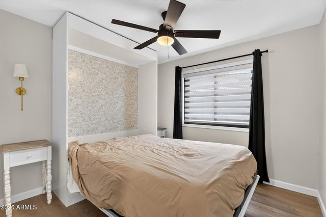 533 N JOSHUA TREE Lane, Gilbert, AZ 85234