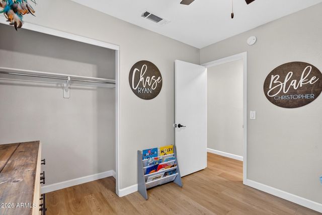 533 N JOSHUA TREE Lane, Gilbert, AZ 85234