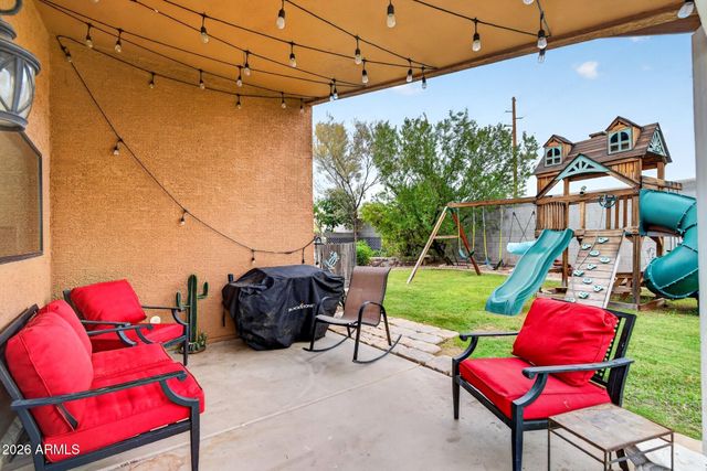 533 N JOSHUA TREE Lane, Gilbert, AZ 85234
