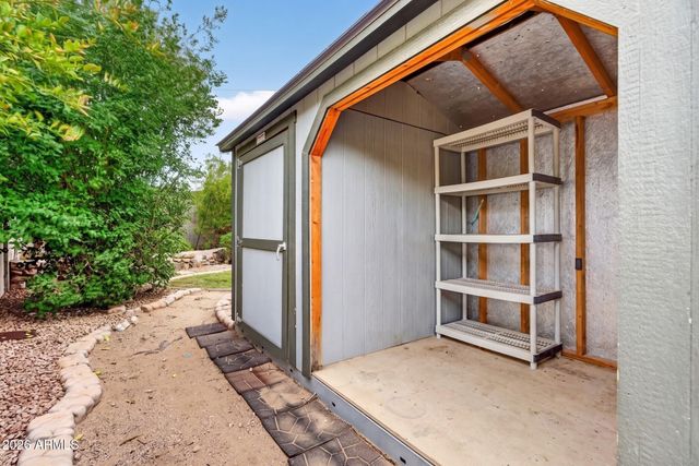 533 N JOSHUA TREE Lane, Gilbert, AZ 85234
