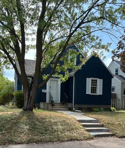 380 Magnolia Avenue E, Saint Paul, MN 55130