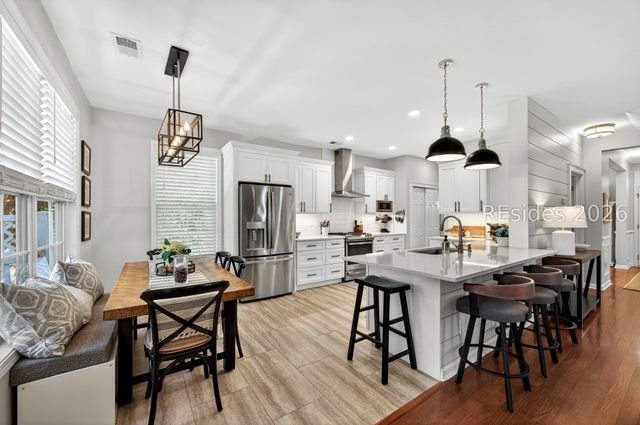 31 Timbercrest Cir, Hilton Head Island, SC 29926