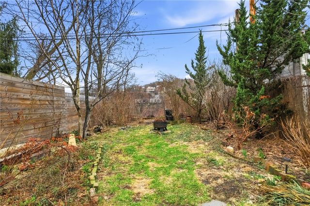 3900 Liberty Ave, Bloomfield, PA 15224