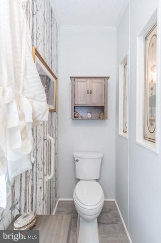 97 ACORN CT E, New Hope, PA 18938