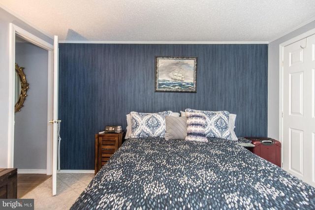 97 ACORN CT E, New Hope, PA 18938