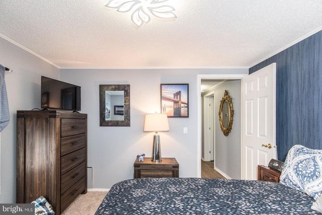 97 ACORN CT E, New Hope, PA 18938