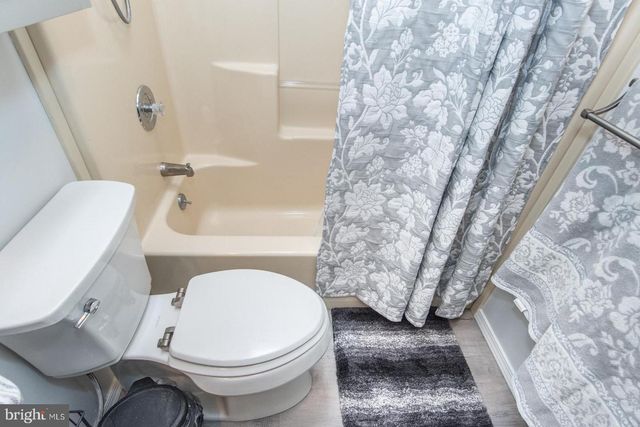 97 ACORN CT E, New Hope, PA 18938