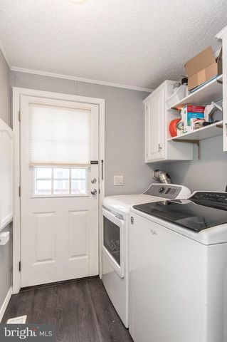 97 ACORN CT E, New Hope, PA 18938