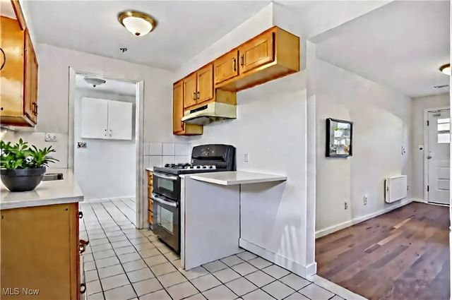 8284 Westmoor Road, Mentor, OH 44060