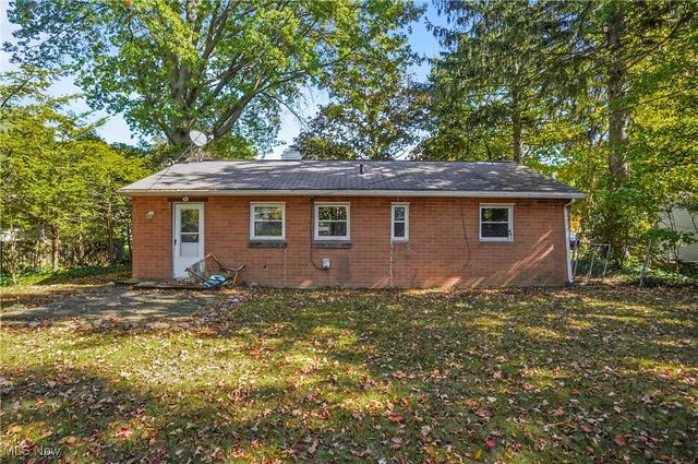 8284 Westmoor Road, Mentor, OH 44060