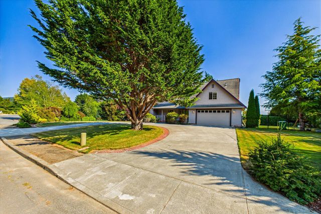 109 Boyden Lane, Fortuna, CA 95540