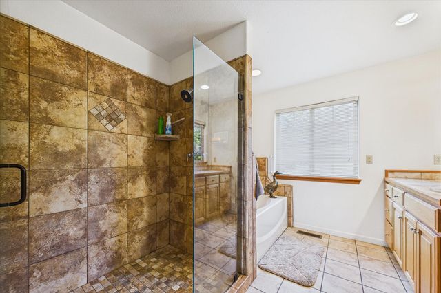 109 Boyden Lane, Fortuna, CA 95540