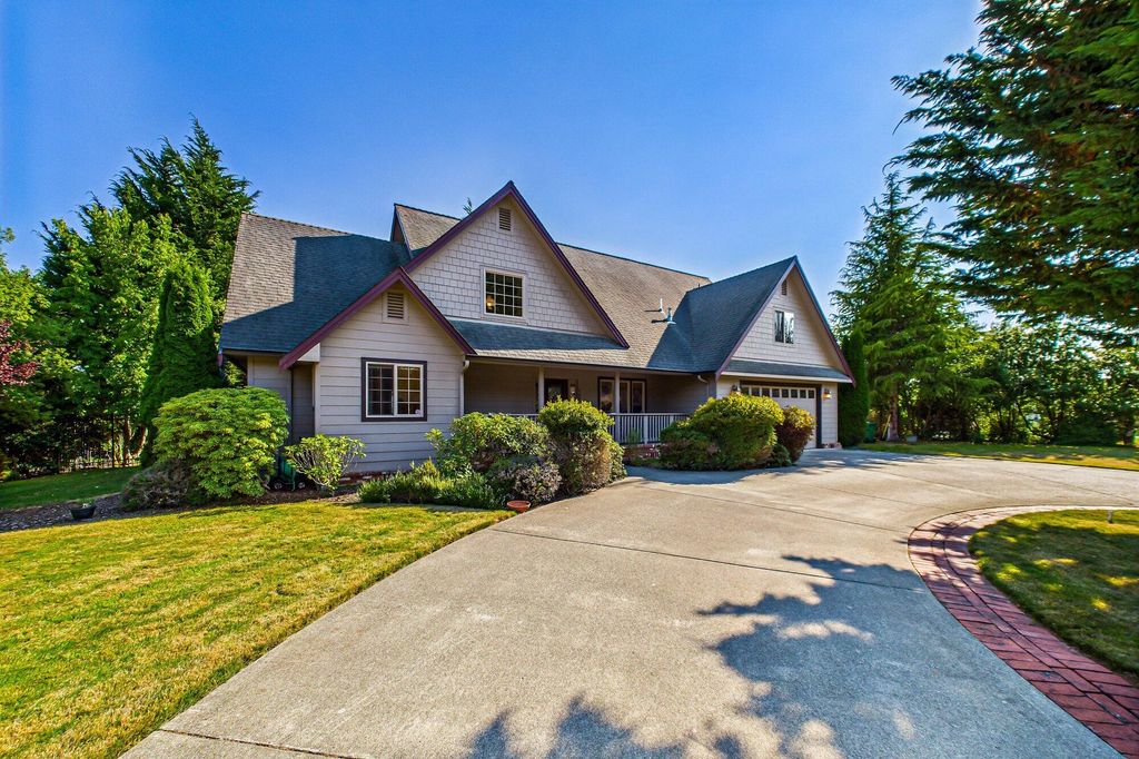 109 Boyden Lane, Fortuna, CA 95540