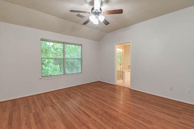 213 E Summerhaze Circle, Spring, TX 77382