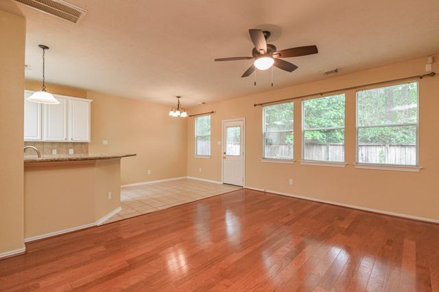 213 E Summerhaze Circle, Spring, TX 77382