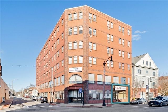 24 Park Street, Attleboro, MA 02703