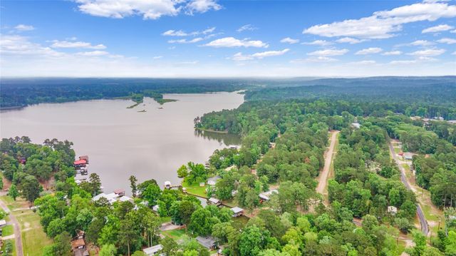 460 Ridge Trail, Trinity, TX 75862
