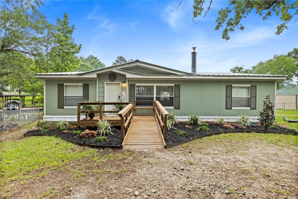 460 Ridge Trail, Trinity, TX 75862