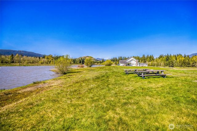 18177 Bow Lake Lane, Bow, WA 98232