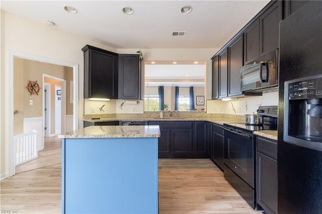 8360 N View BLVD, Norfolk, VA 23518