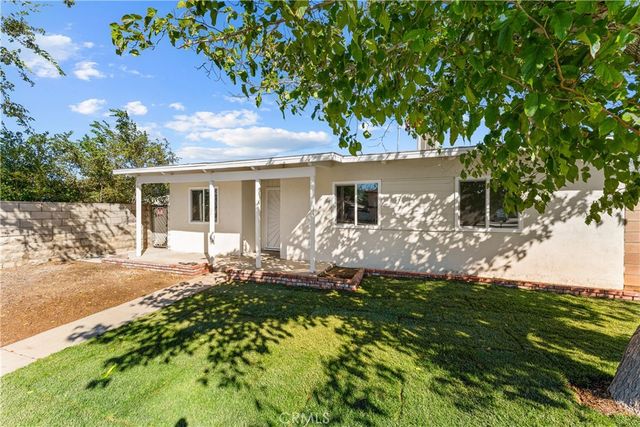 45402 10th Street W, Lancaster, CA 93534