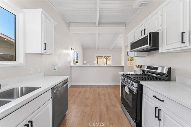 45402 10th Street W, Lancaster, CA 93534
