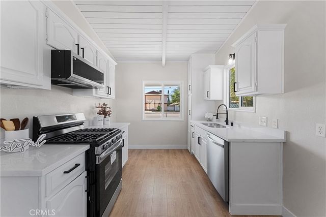 45402 10th Street W, Lancaster, CA 93534