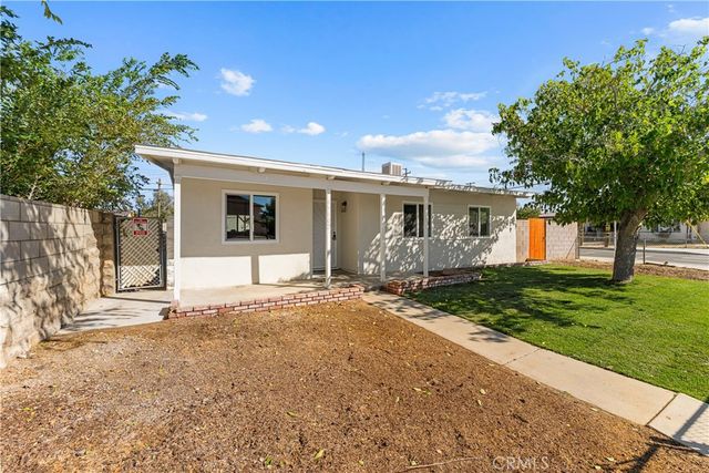 45402 10th Street W, Lancaster, CA 93534