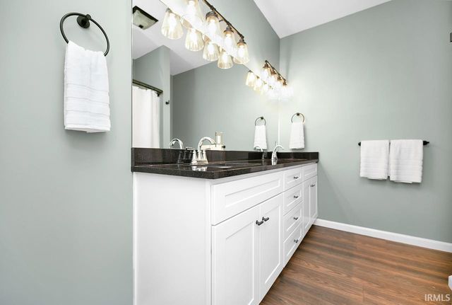 1656 W Lexington, Elkhart, IN 46514