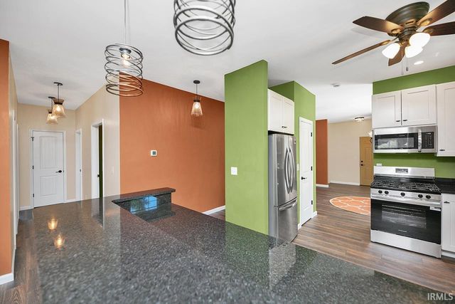 1656 W Lexington, Elkhart, IN 46514