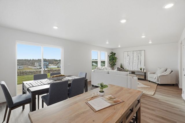 1012 E K St, Deer Park, WA 99006