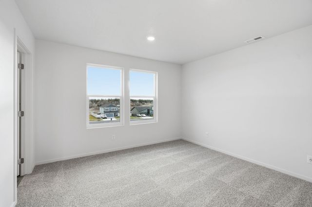 1012 E K St, Deer Park, WA 99006