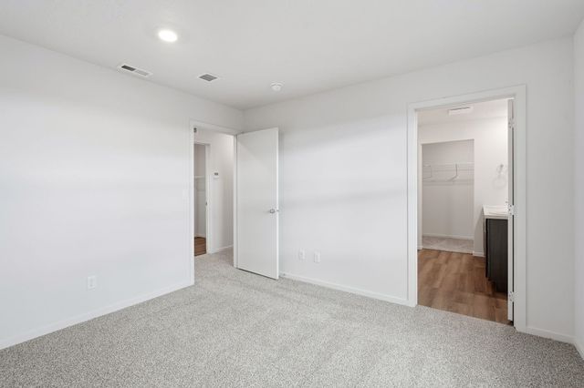 1012 E K St, Deer Park, WA 99006