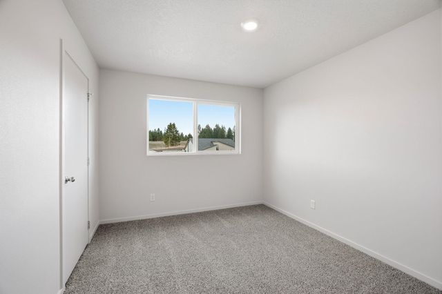 1012 E K St, Deer Park, WA 99006