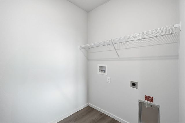 1012 E K St, Deer Park, WA 99006