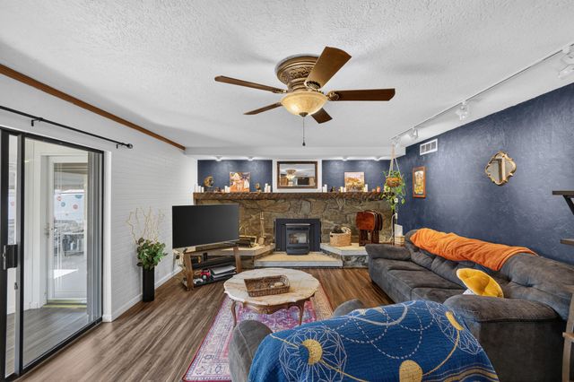 6720 Beck Drive NE, Albuquerque, NM 87109