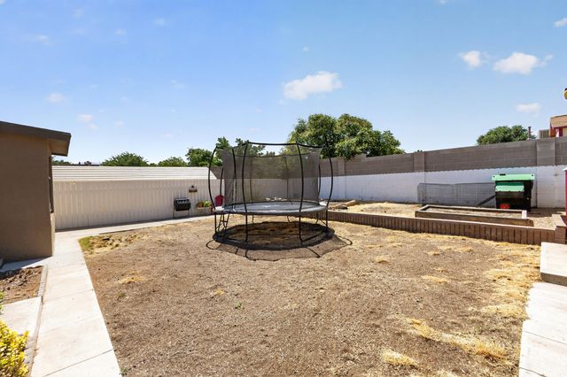 6720 Beck Drive NE, Albuquerque, NM 87109