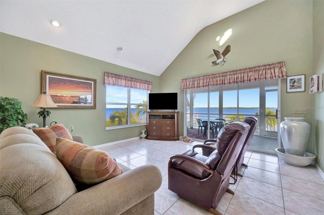 2215 AVENUE A, Bradenton Beach, FL 34217