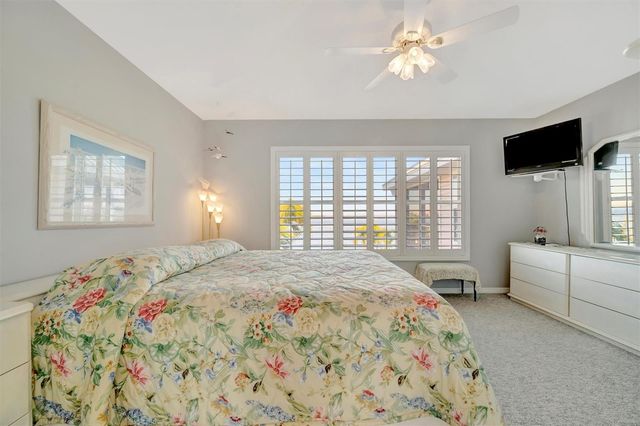 2215 AVENUE A, Bradenton Beach, FL 34217