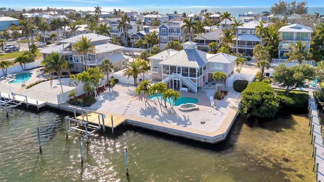 2215 AVENUE A, Bradenton Beach, FL 34217