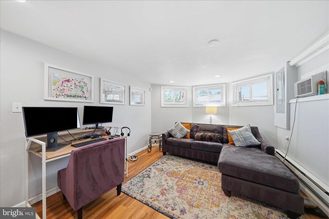 3206 LOUD PL SE, Washington, DC 20019